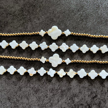 Load image into Gallery viewer, Mother of Pearl Clover Bracelet