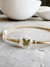 Load image into Gallery viewer, Gold Filled Bracelet with Glass Butterfly bead