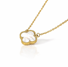 Load image into Gallery viewer, Four leaf clover pendant gold necklace