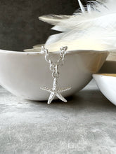 Load image into Gallery viewer, Sterling Silver Starfish Chain Bracelet