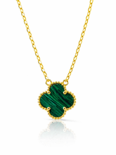 Load image into Gallery viewer, Four leaf clover pendant gold necklace