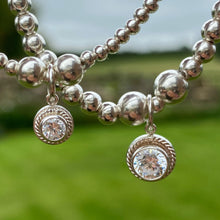 Load image into Gallery viewer, Large Decorative CZ round charm bracelet