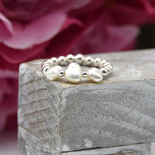 Load image into Gallery viewer, Freshwater Pearl Trio Ring