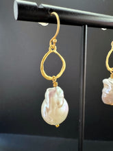 Load image into Gallery viewer, Baroque Freshwater Pearl organic circle pendant earrings

