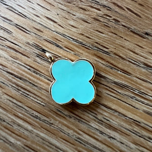 Single Clover huggie hoop earrings