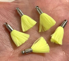 Load image into Gallery viewer, Neon Mini Tassel Bead Bracelet
