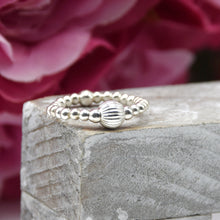Load image into Gallery viewer, 6mm Fluted Ball Ring
